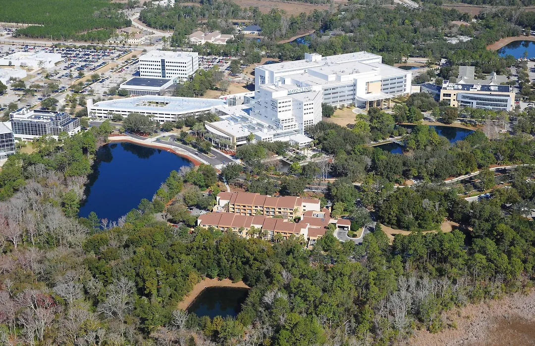Courtyard By Marriott Jacksonville At The Mayo Clinic Campus/Beaches-1